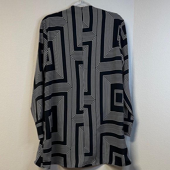 H&M Draped Twill Geometric Print Dress Size M Modern Chic - Picture 6 of 7